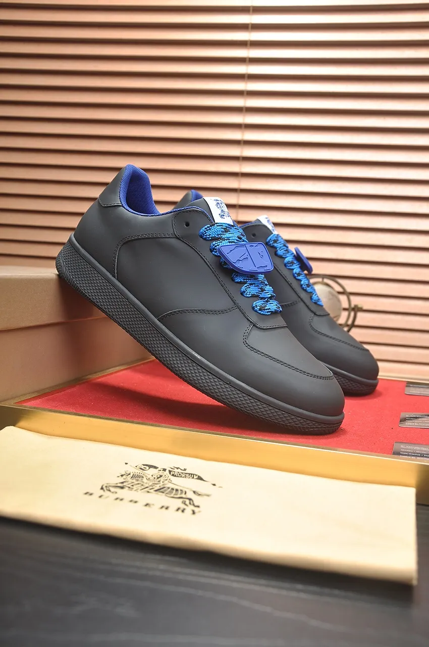 Men's shoes 💰540💶【Burberry】Classic low-top sneakers｜Imported cowhide with classic plaid fabric｜Sheepskin lining｜Original outsole｜Fine workmanship and comfortable to wear Size: 38-44 (customized at 45)